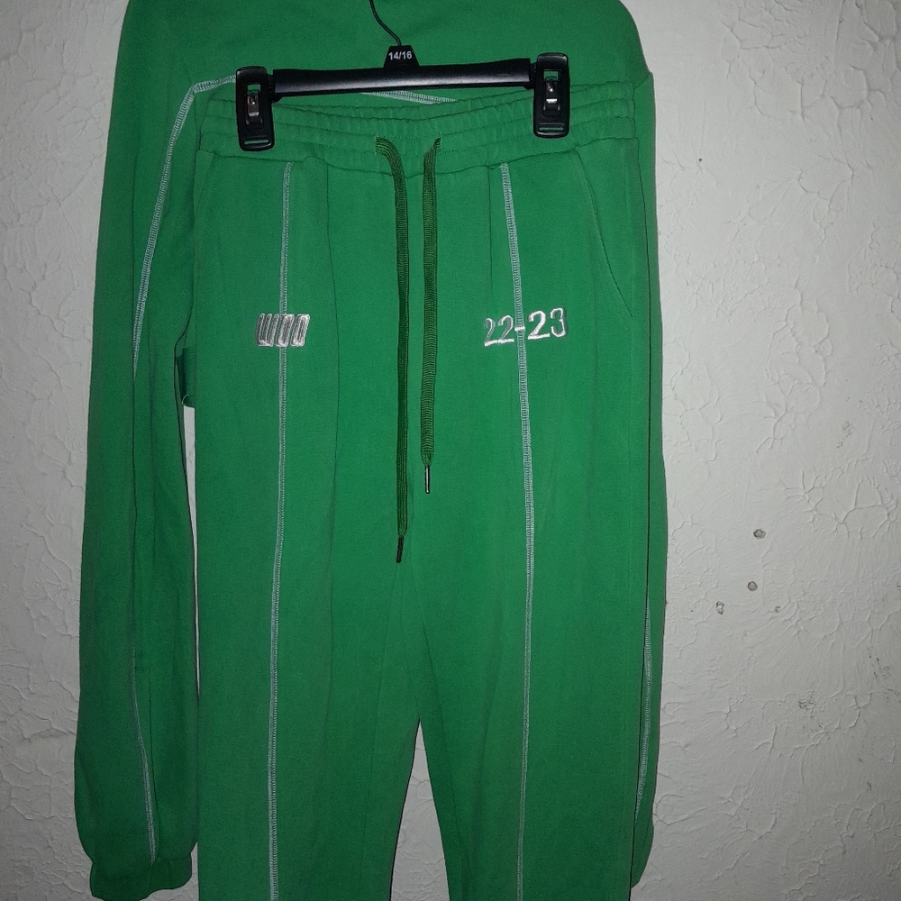 Green Zip Up Jumpsuit with Sporty Design